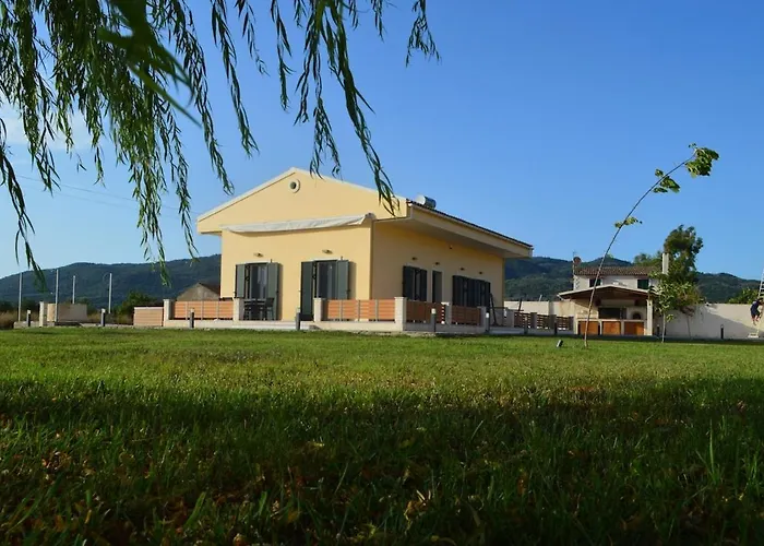 Issos House